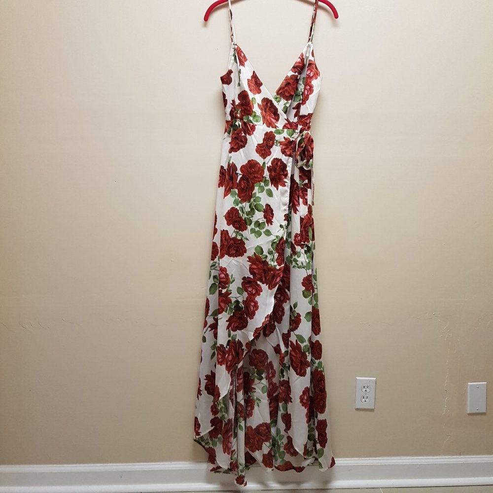 Show Me Your Mumu Mariah wrap dress red roses - Picture 3 of 7